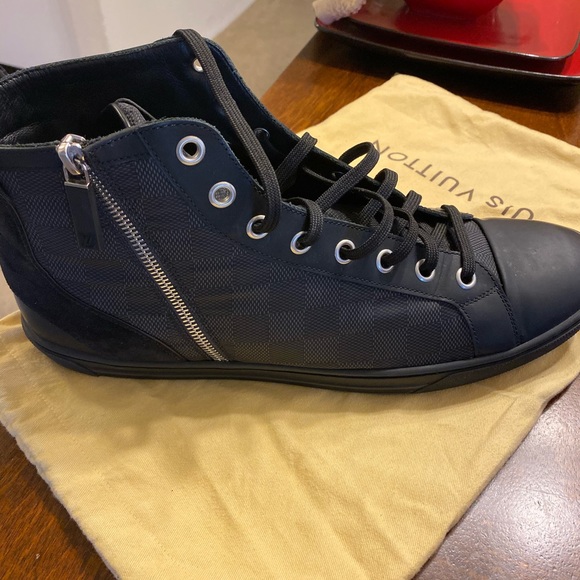 Louis Vuitton high top sneakers - Picture 3 of 8